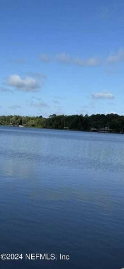 Residential Land For Sale in Florahome, Florida