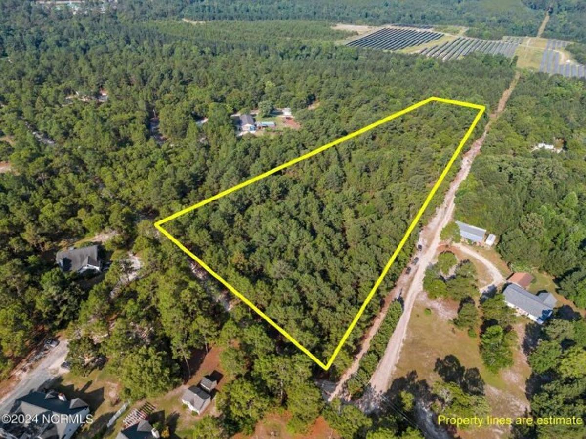 Picture of Residential Land For Sale in West End, North Carolina, United States