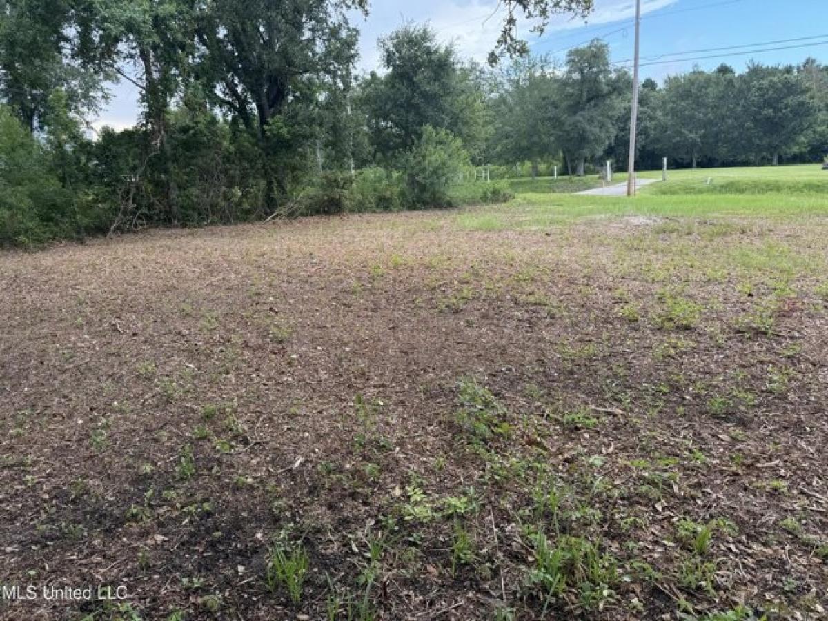 Picture of Residential Land For Sale in Waveland, Mississippi, United States