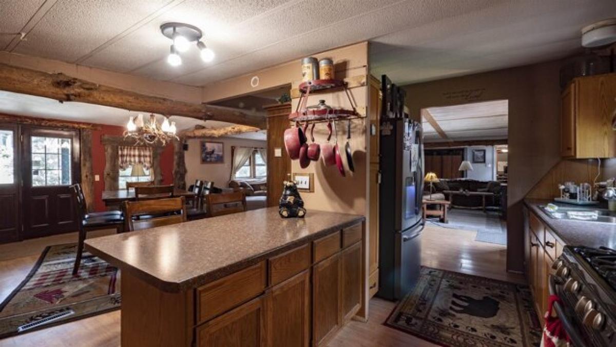 Picture of Home For Sale in Waupaca, Wisconsin, United States