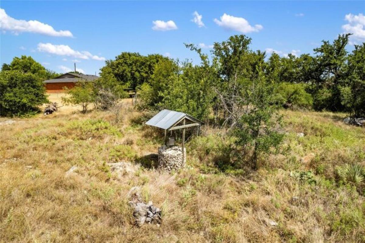 Picture of Home For Sale in Brownwood, Texas, United States