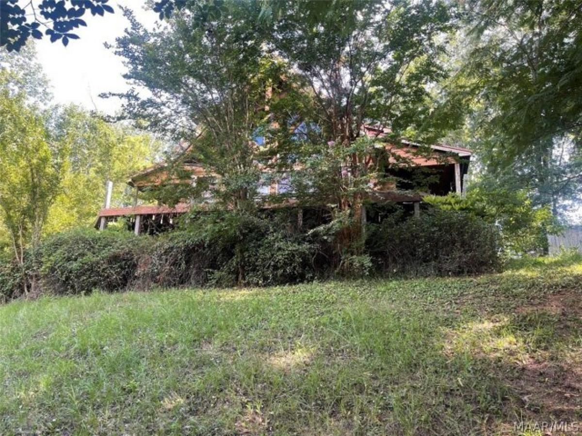 Picture of Home For Sale in Deatsville, Alabama, United States