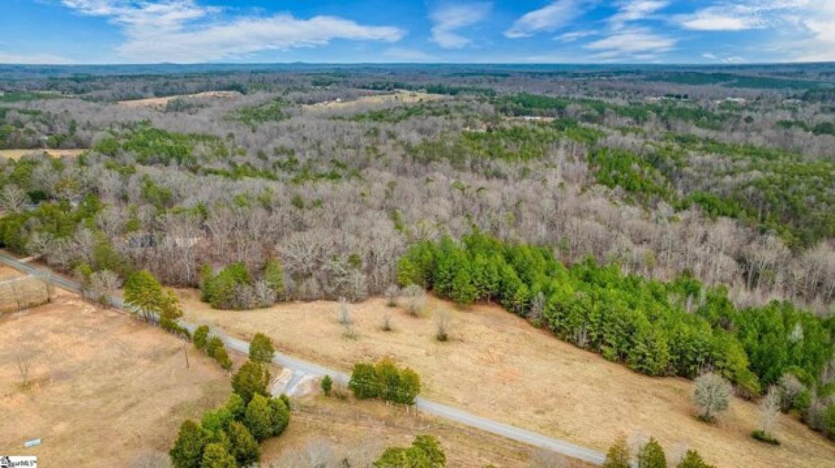 Picture of Residential Land For Sale in Spartanburg, South Carolina, United States