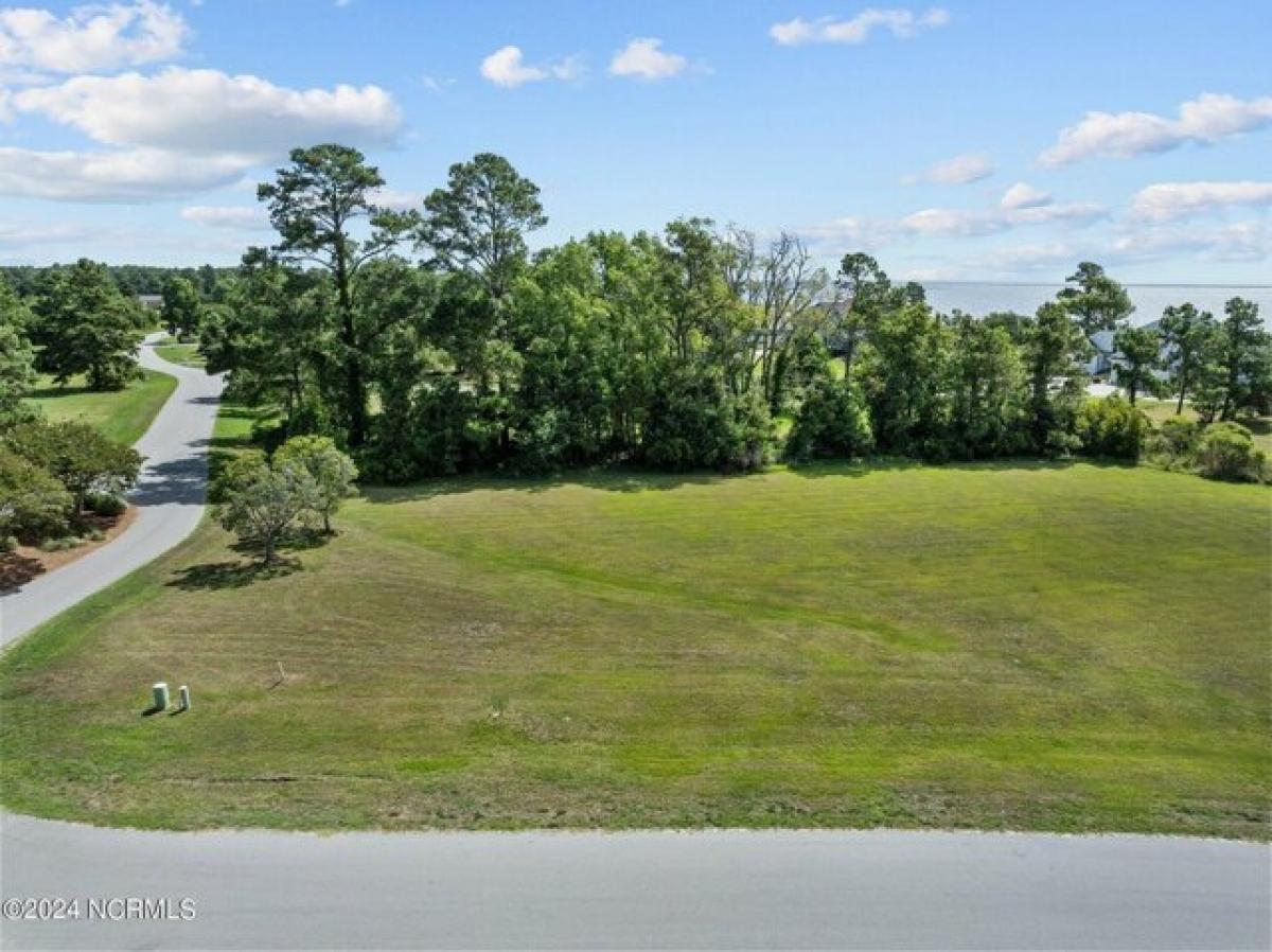 Picture of Residential Land For Sale in Oriental, North Carolina, United States