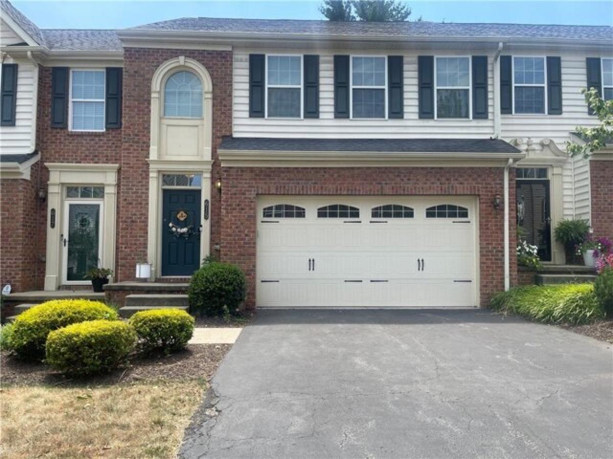 Picture of Home For Sale in Wexford, Pennsylvania, United States