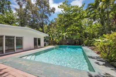 Home For Sale in Coconut Grove, Florida