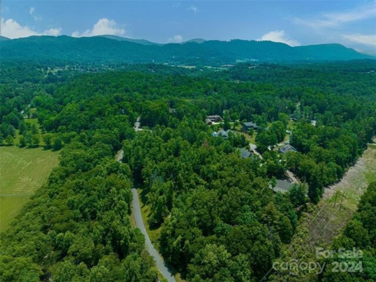 Picture of Residential Land For Sale in Fletcher, North Carolina, United States