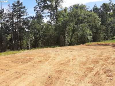 Residential Land For Sale in Roseburg, Oregon