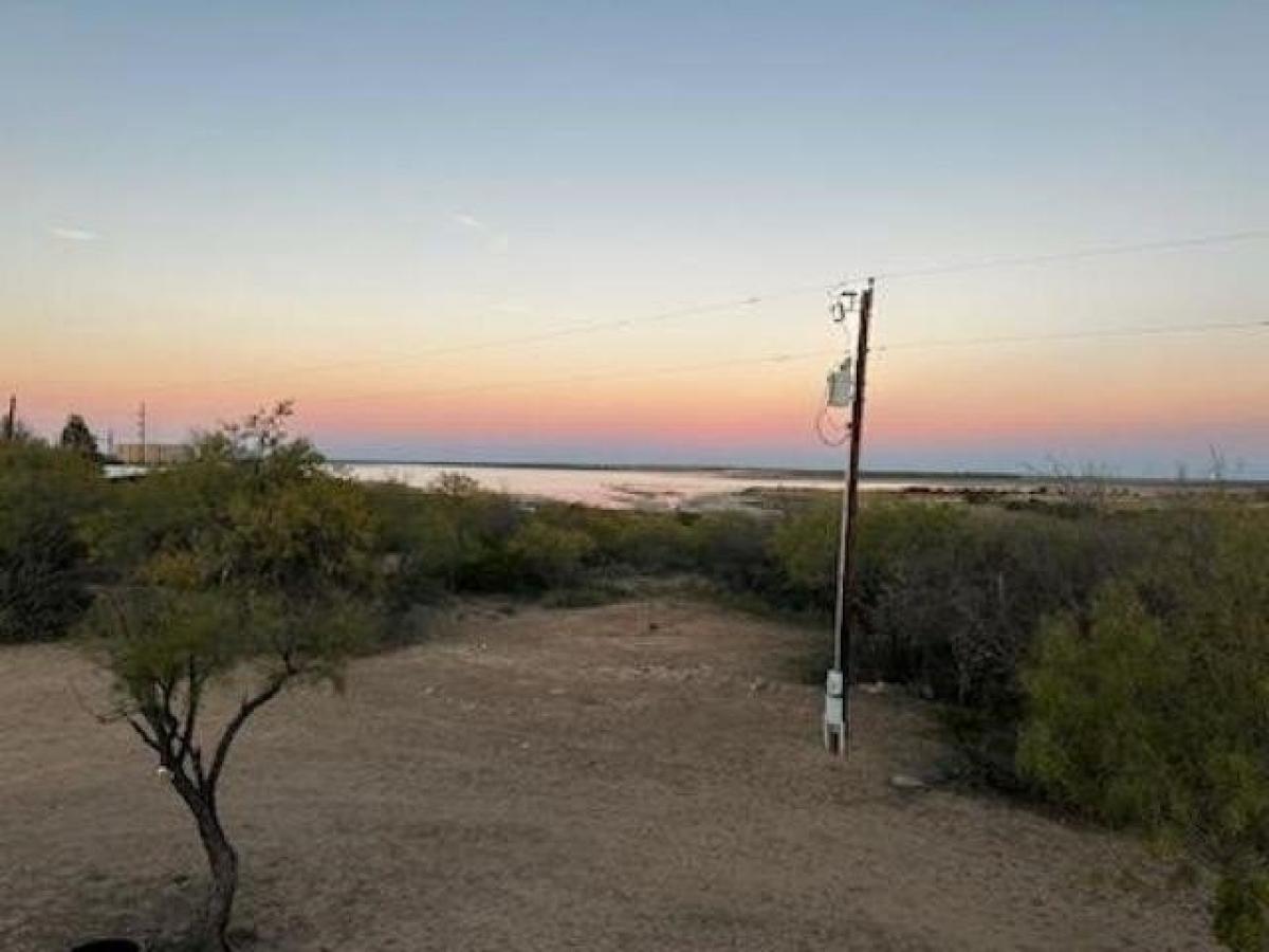 Picture of Residential Land For Sale in Millersview, Texas, United States