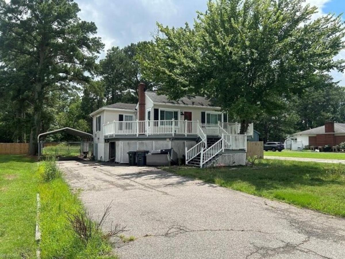 Picture of Home For Sale in Poquoson, Virginia, United States