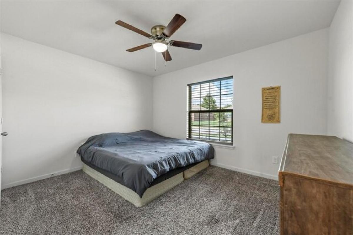 Picture of Home For Sale in Newark, Texas, United States