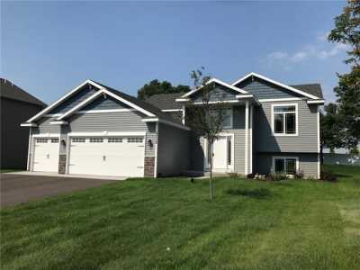 Home For Sale in Saint Francis, Minnesota