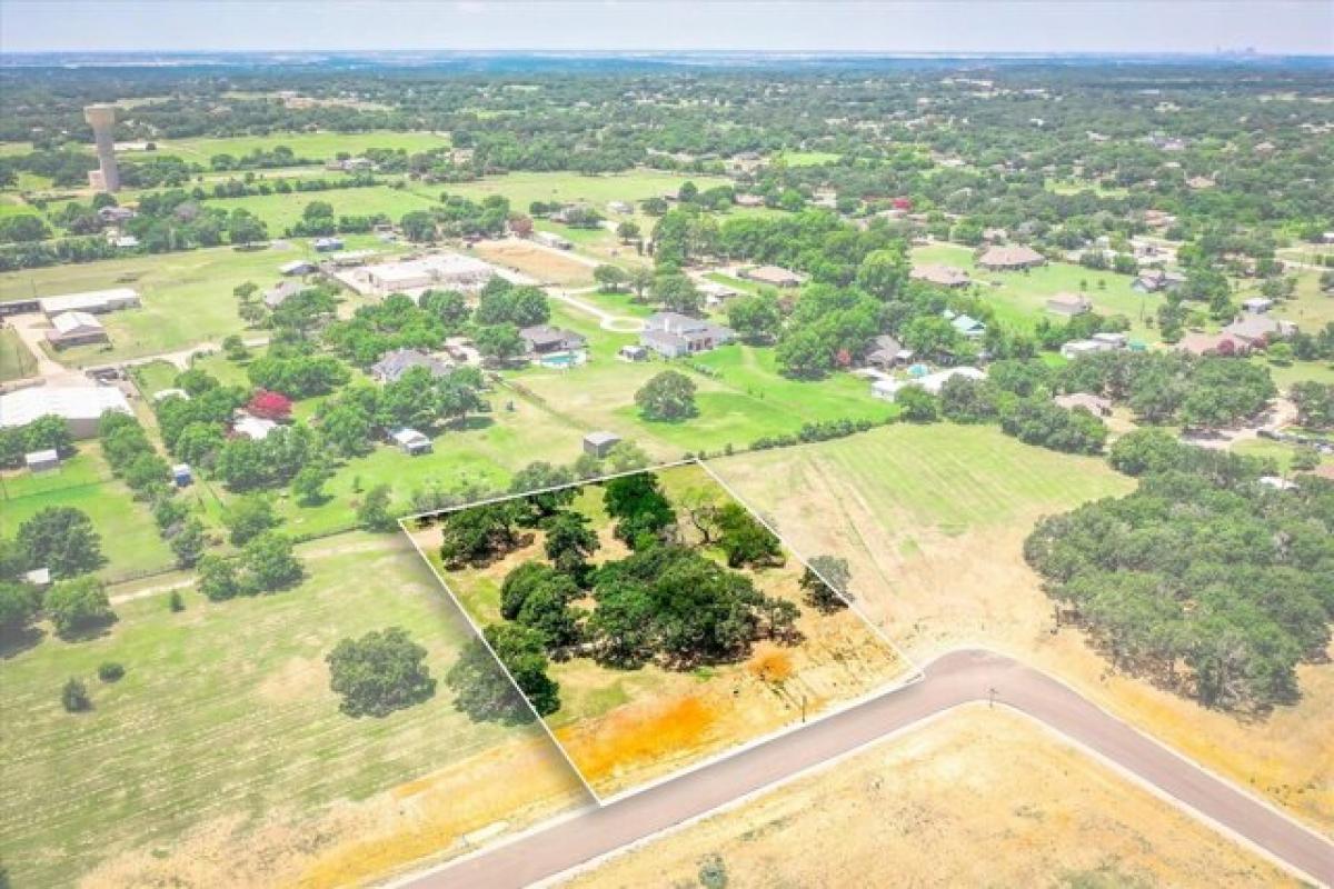 Picture of Residential Land For Sale in Burleson, Texas, United States