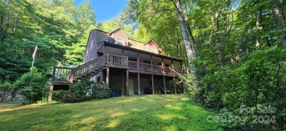 Picture of Home For Sale in Balsam Grove, North Carolina, United States