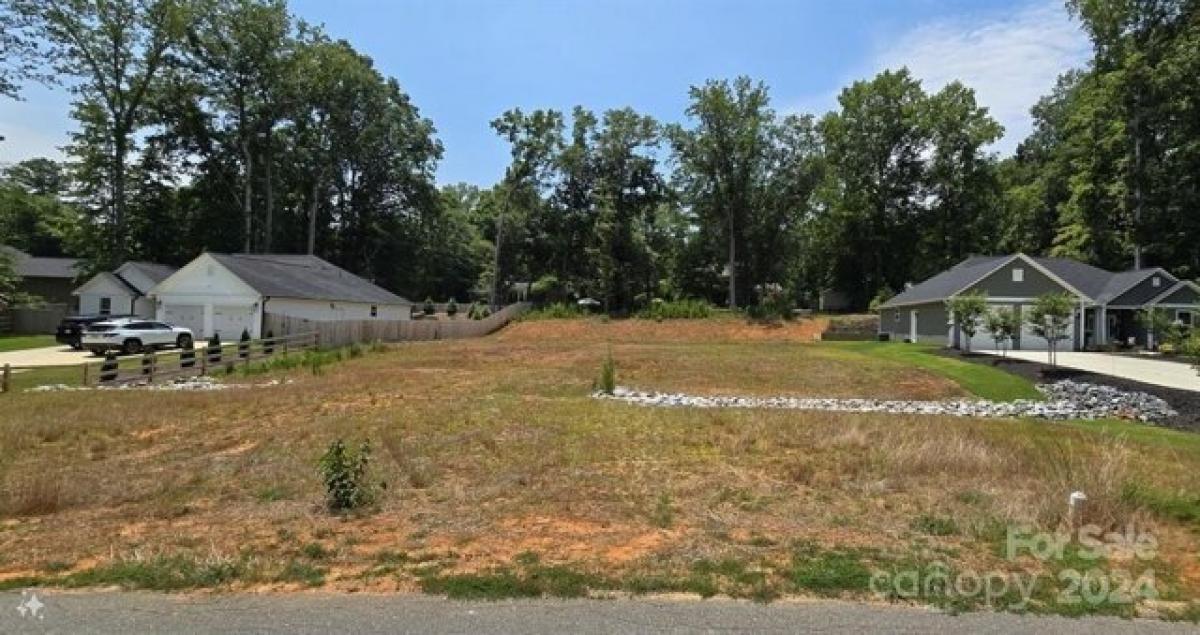 Picture of Residential Land For Sale in Lancaster, South Carolina, United States