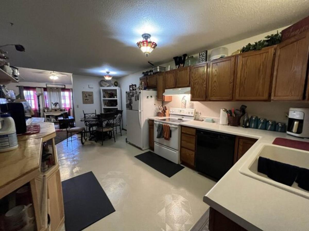 Picture of Home For Sale in Belle Fourche, South Dakota, United States