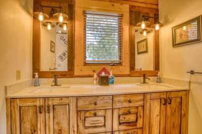 Home For Sale in Sunriver, Oregon