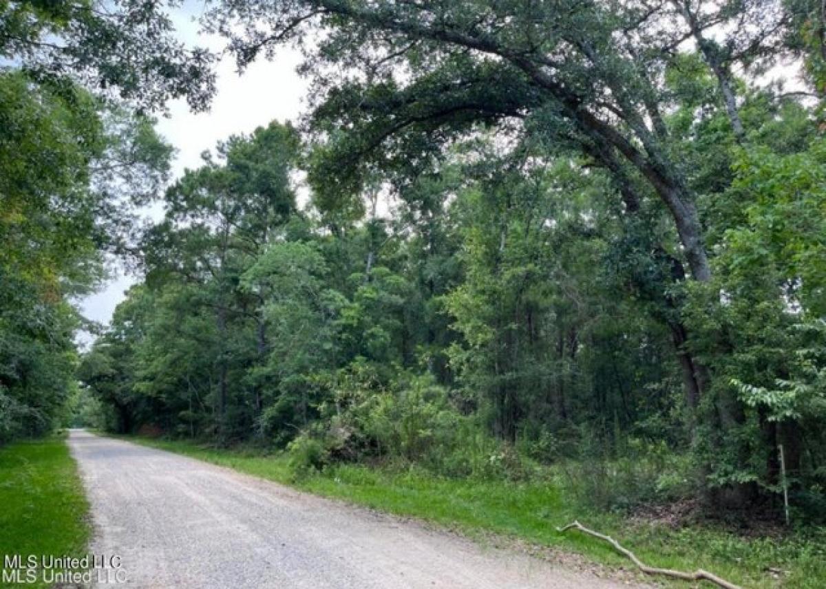 Picture of Residential Land For Sale in Waveland, Mississippi, United States