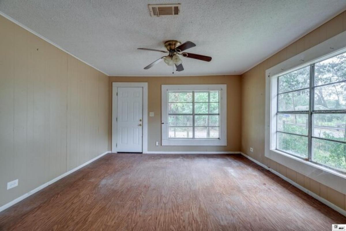 Picture of Home For Sale in Bastrop, Louisiana, United States