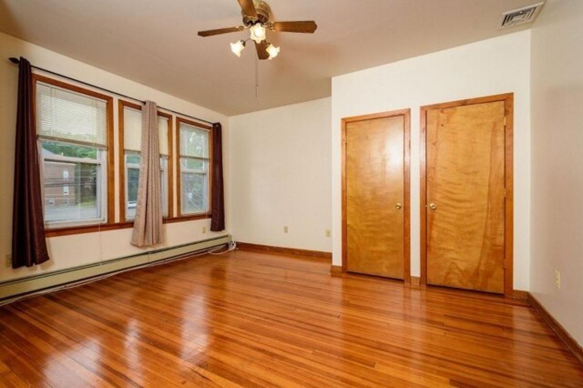 Picture of Apartment For Rent in Montclair, New Jersey, United States