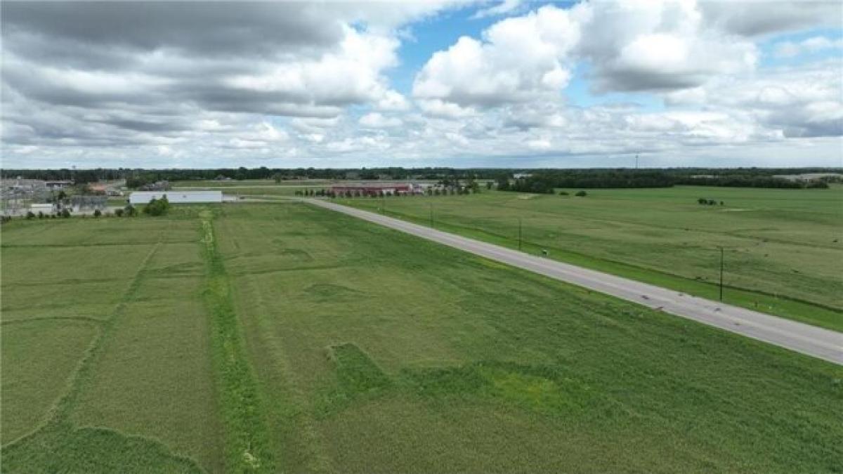 Picture of Residential Land For Sale in Thief River Falls, Minnesota, United States