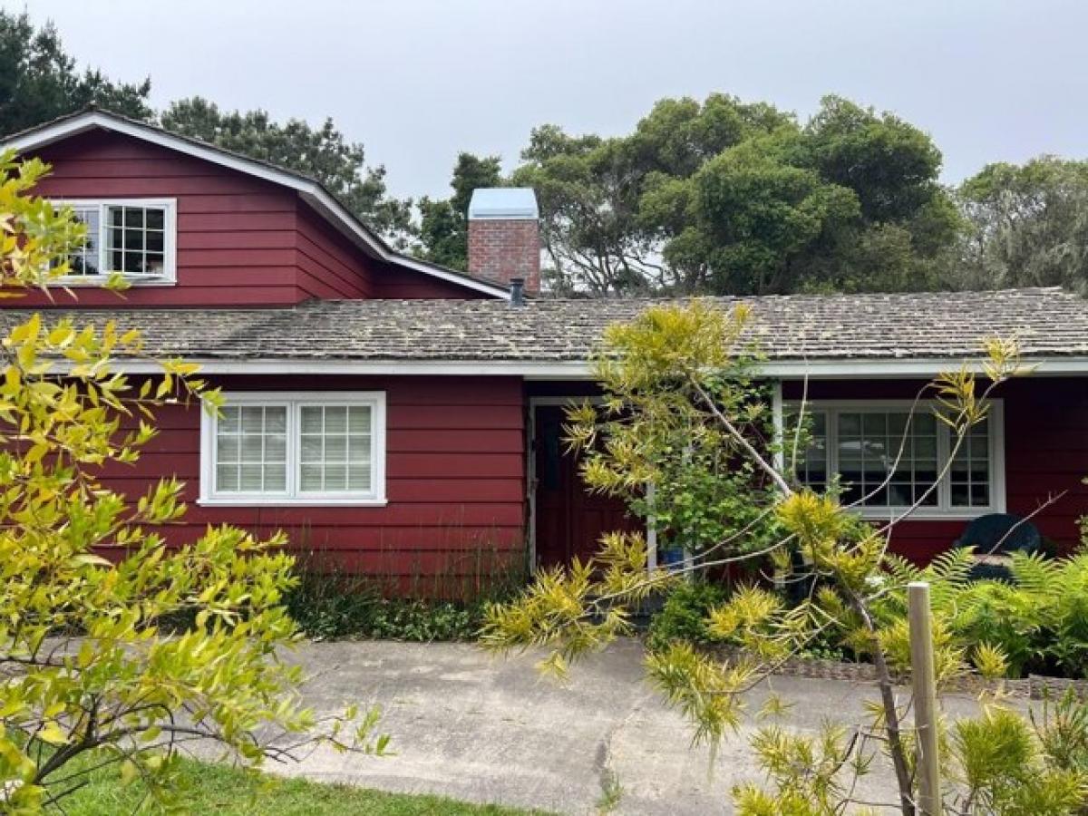 Picture of Home For Sale in Pacific Grove, California, United States