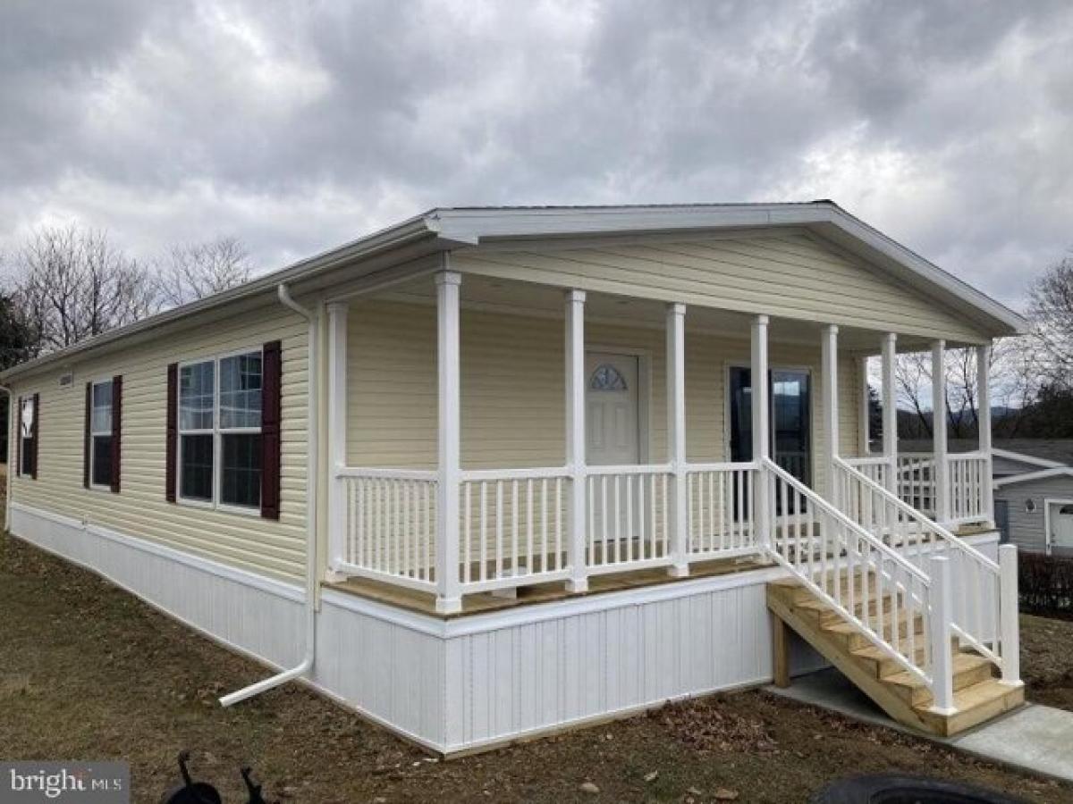 Picture of Home For Sale in Hamburg, Pennsylvania, United States