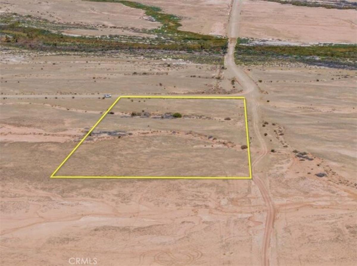 Picture of Residential Land For Sale in Niland, California, United States