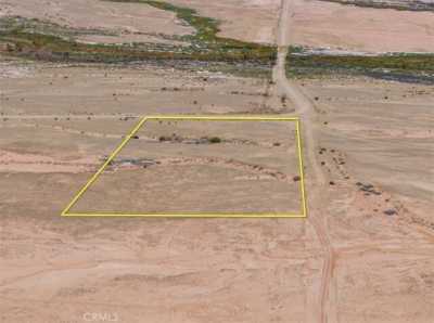 Residential Land For Sale in Niland, California