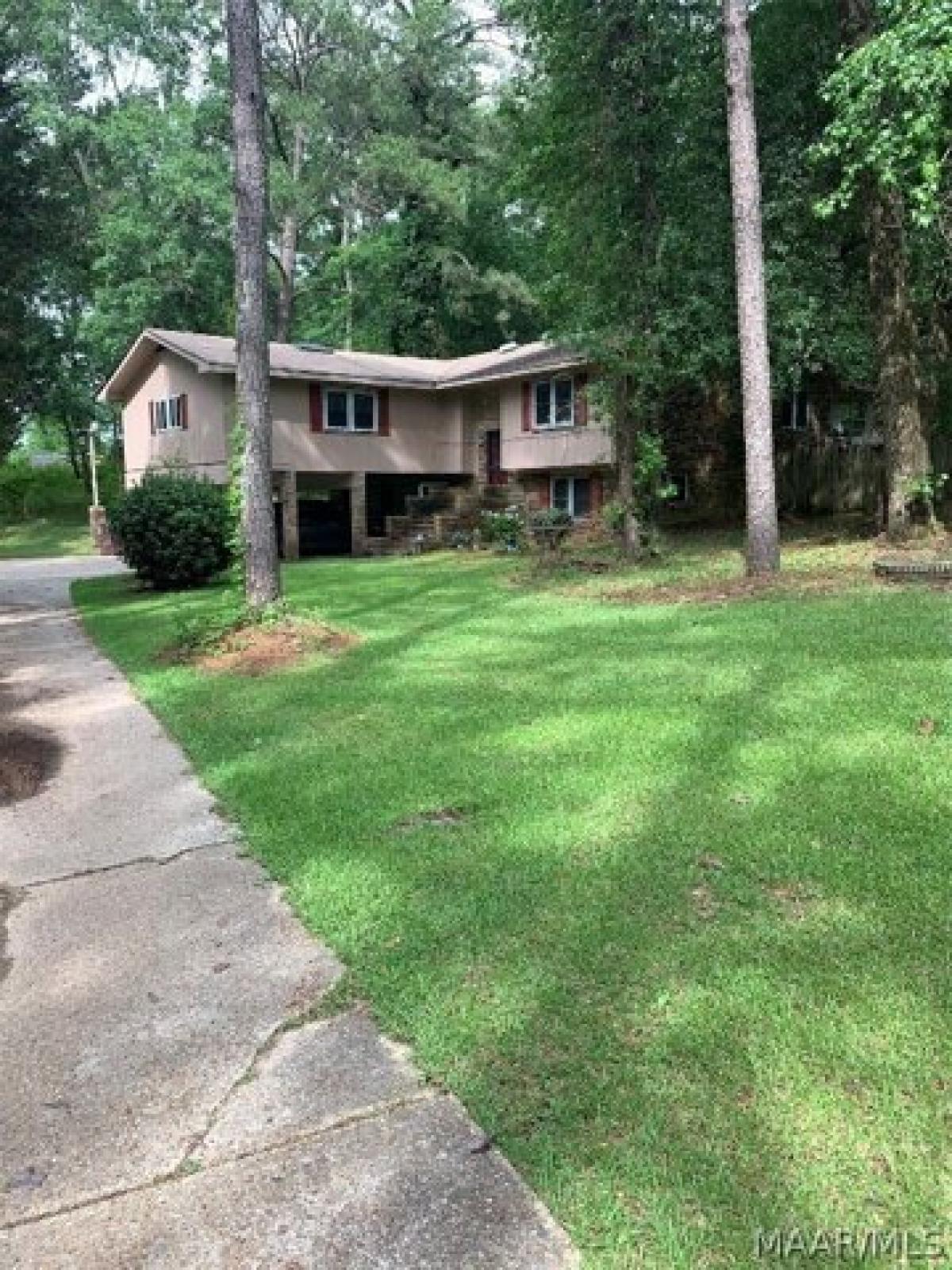 Picture of Home For Sale in Tuskegee, Alabama, United States