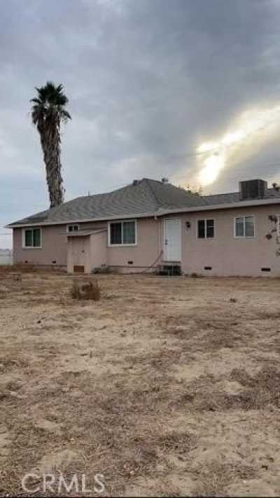 Home For Sale in Stevinson, California