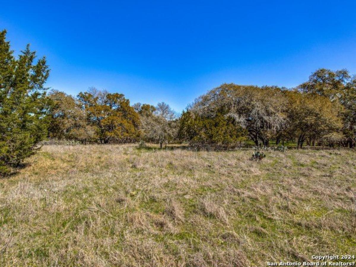 Picture of Residential Land For Sale in Boerne, Texas, United States