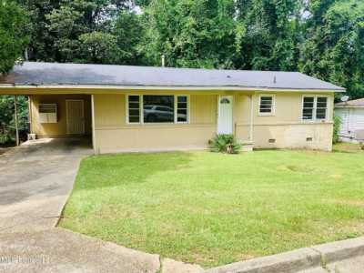 Home For Sale in Meridian, Mississippi