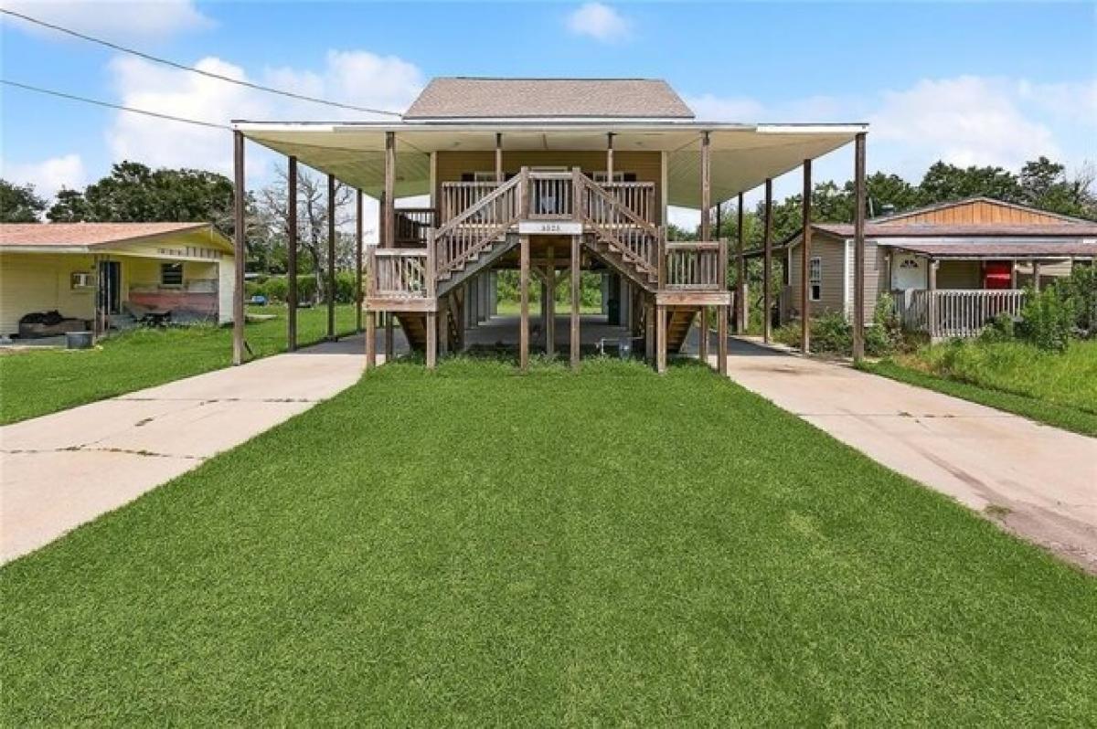 Picture of Home For Sale in Lafitte, Louisiana, United States