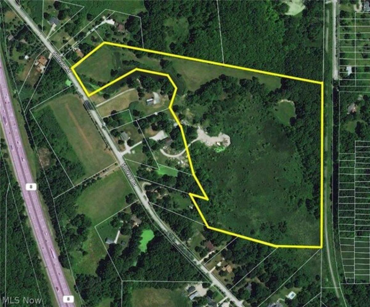 Picture of Residential Land For Sale in Hudson, Ohio, United States