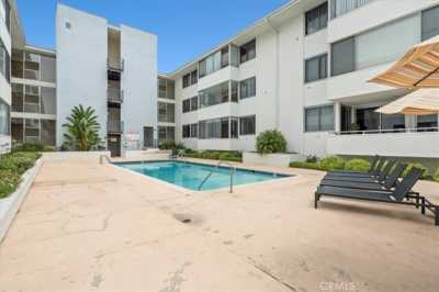 Home For Sale in Playa del Rey, California