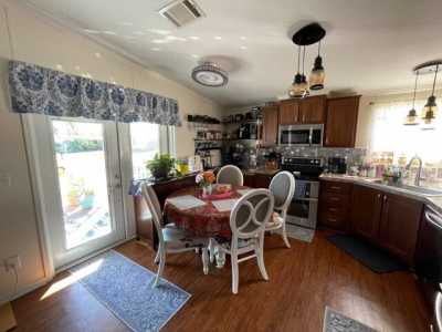 Home For Rent in Sorrento, Florida