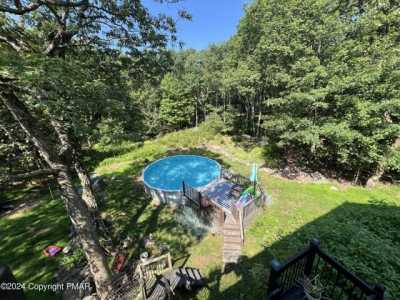 Home For Sale in Effort, Pennsylvania