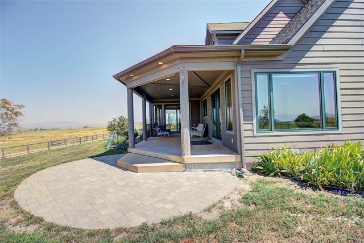 Picture of Home For Sale in Ronan, Montana, United States