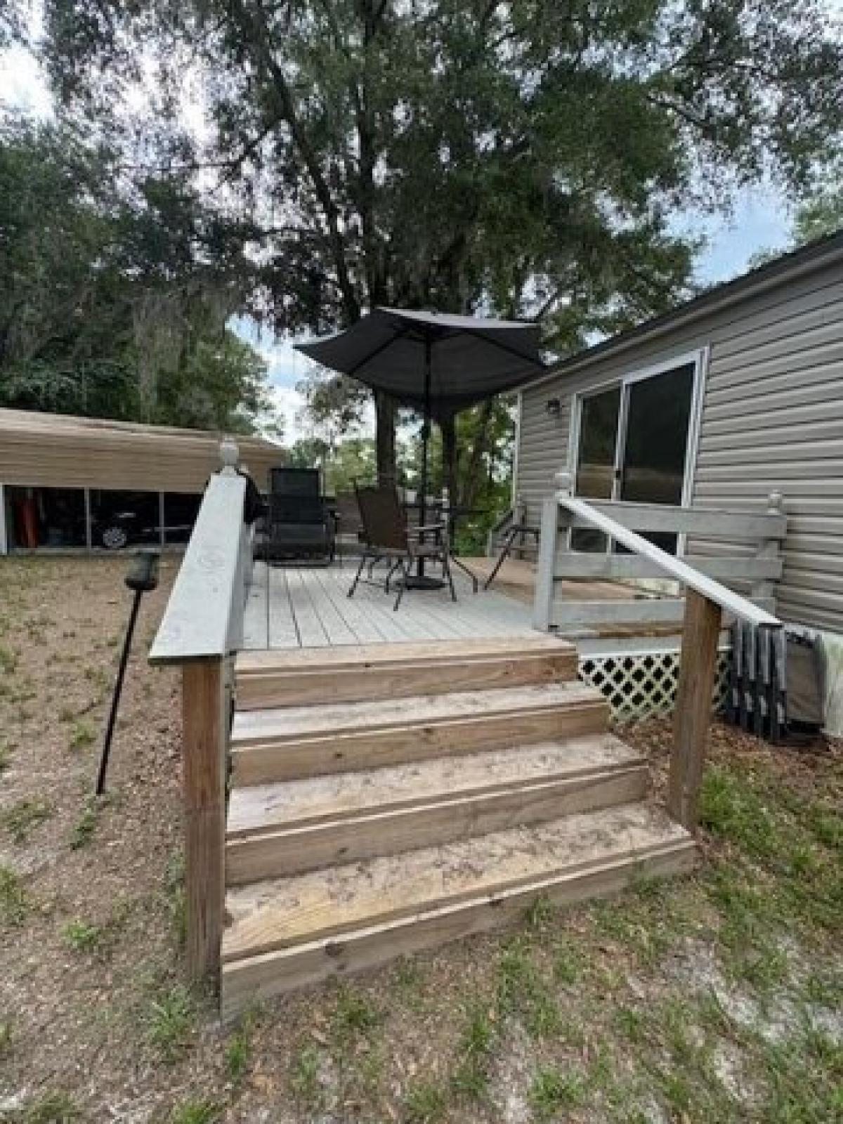 Picture of Home For Sale in Chiefland, Florida, United States