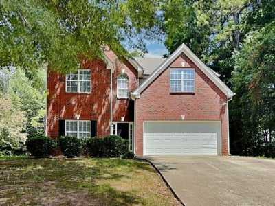 Home For Rent in Flowery Branch, Georgia