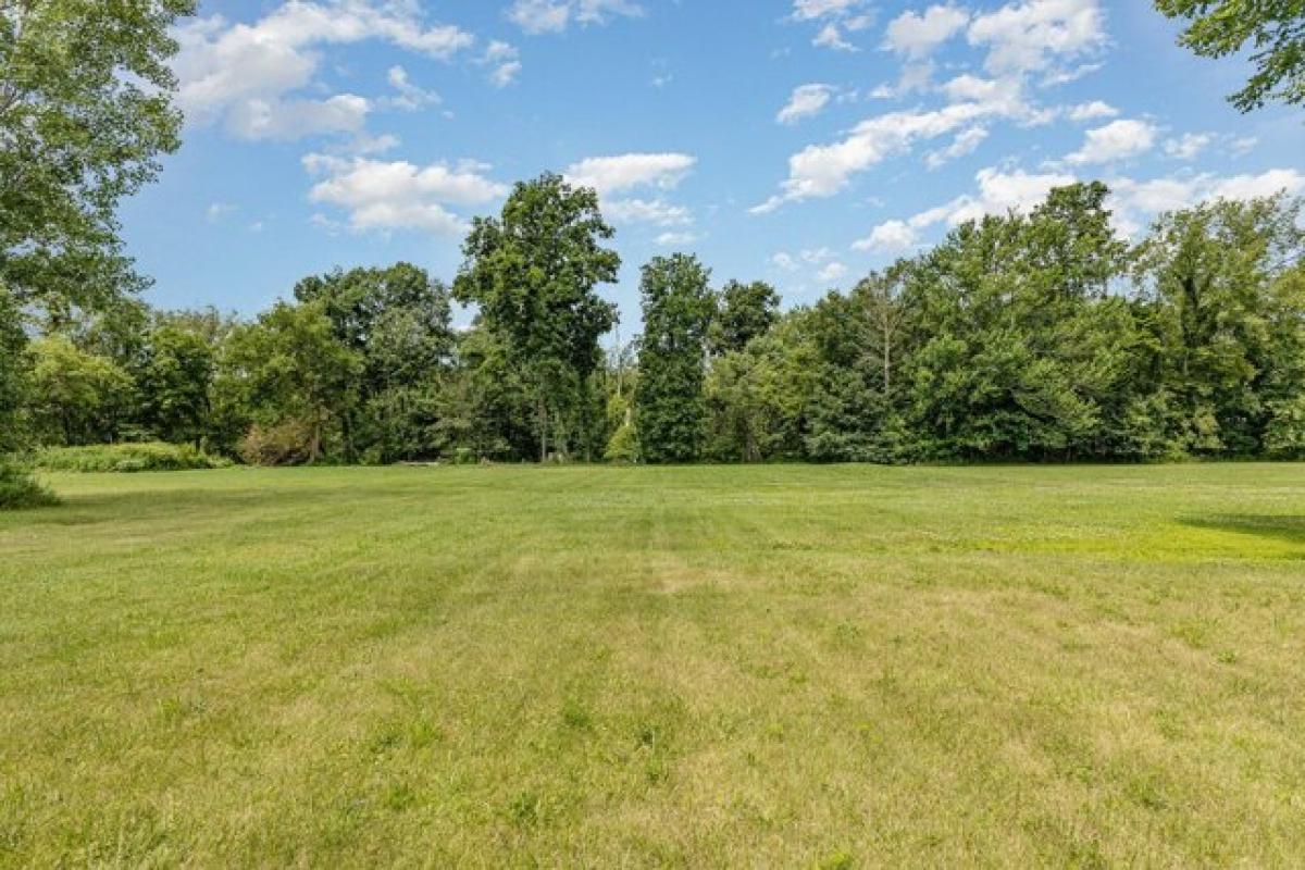 Picture of Residential Land For Sale in Hebron, Indiana, United States