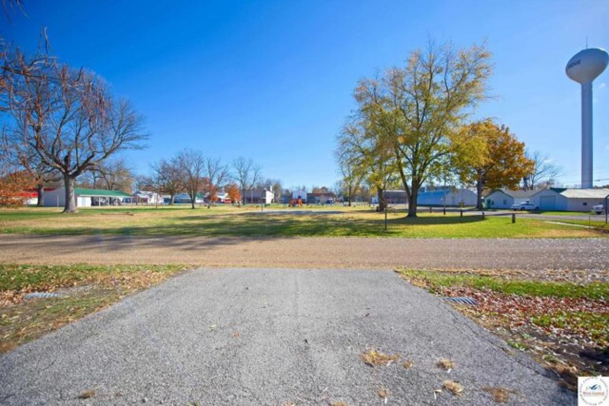 Picture of Residential Land For Sale in Green Ridge, Missouri, United States