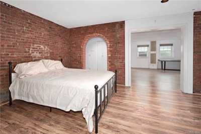 Home For Rent in Larchmont, New York