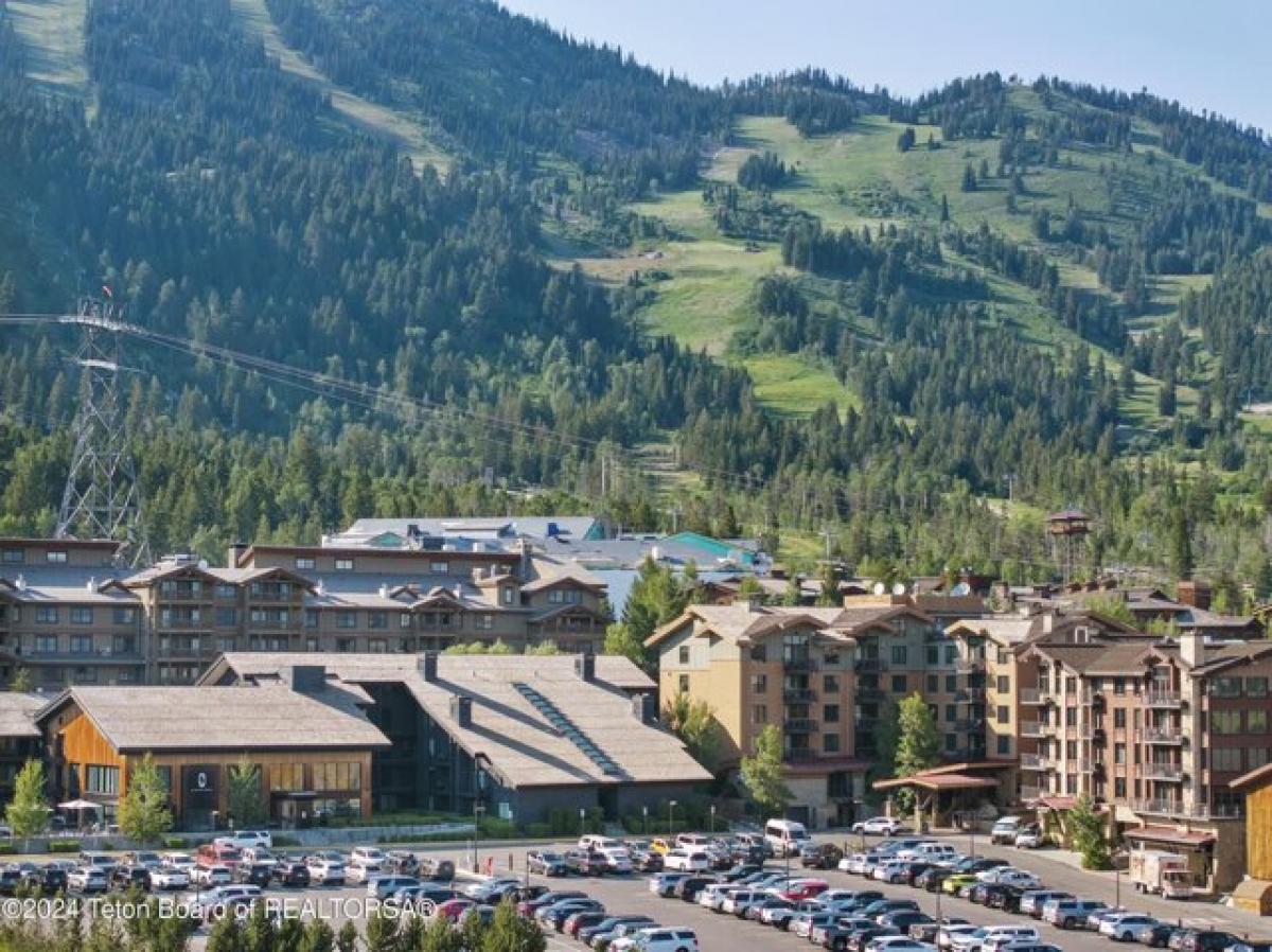 Picture of Home For Sale in Teton Village, Wyoming, United States