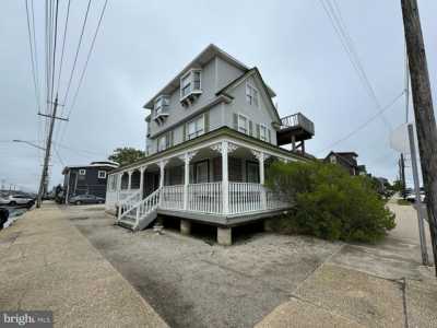 Home For Sale in Beach Haven, New Jersey