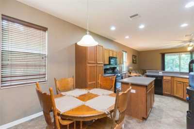 Home For Sale in Lithia, Florida