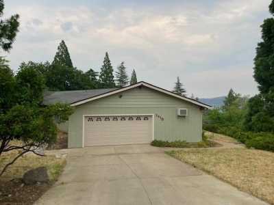 Home For Sale in Yreka, California