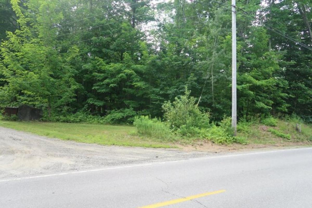 Picture of Residential Land For Sale in Sidney, Maine, United States