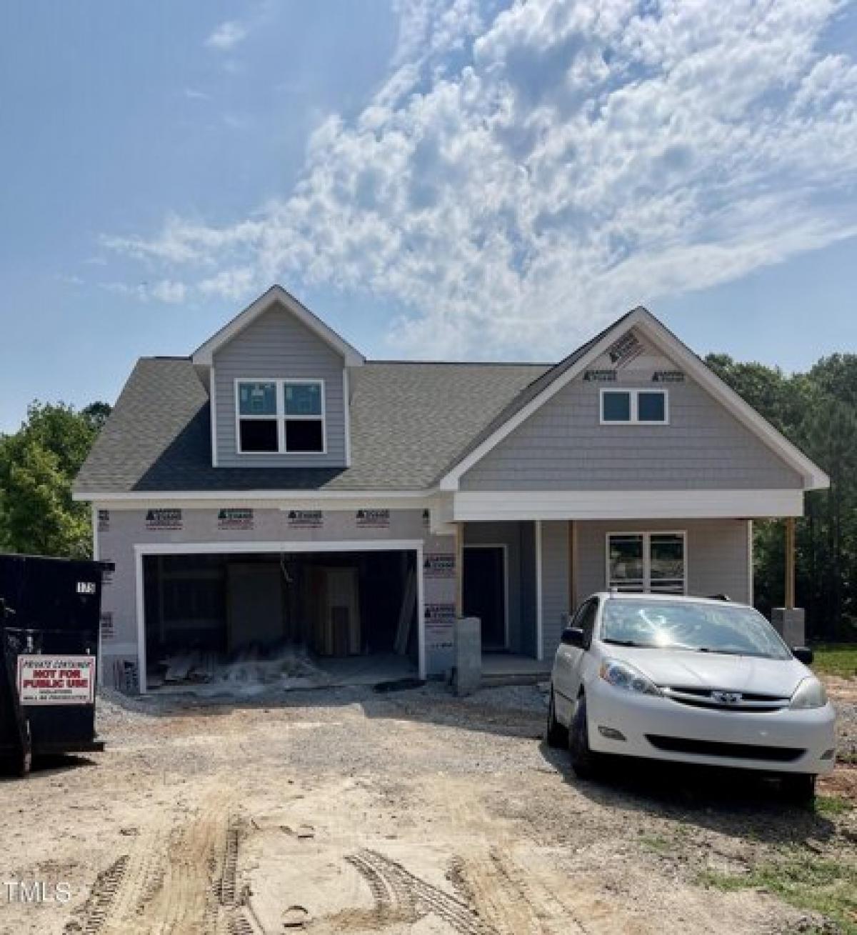 Picture of Home For Sale in Spring Hope, North Carolina, United States